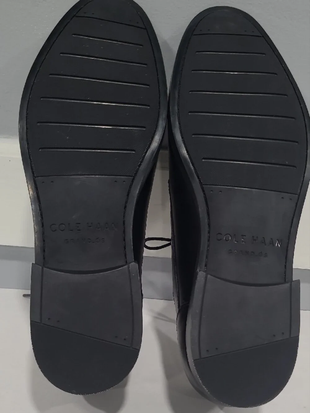 COLE HAAN Classic Black Men's GRAND OS Up Dress Shoes - Lace-Up Oxford 10.5M